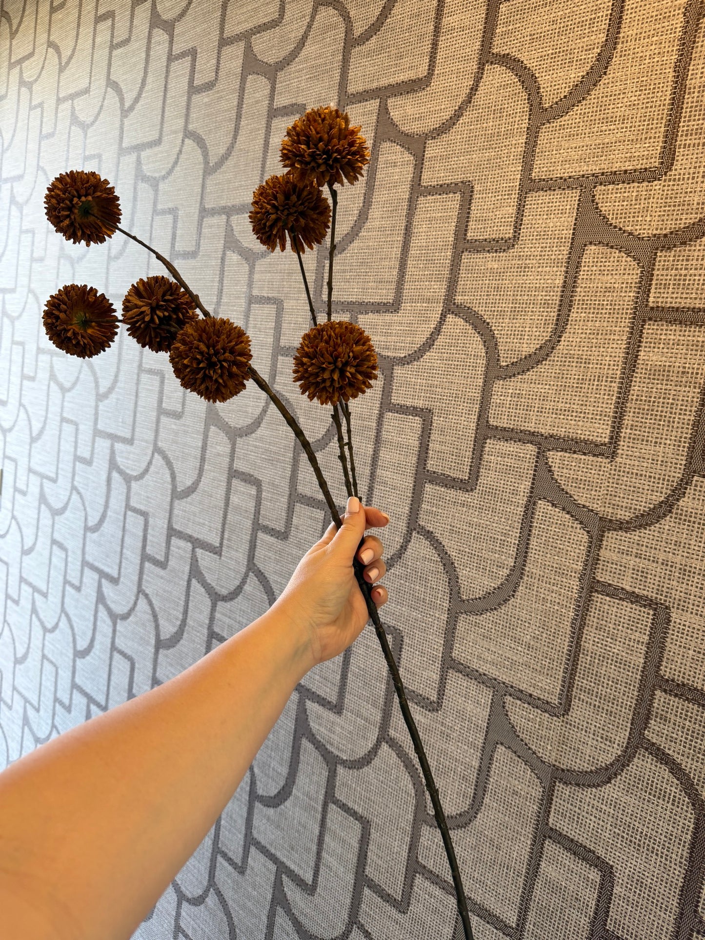 Zijden Pompom Tak – Light Coffee (Large)